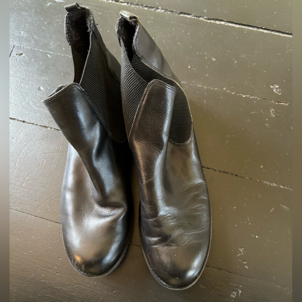 Walking Cradles Fur Lined Chelsea Boots